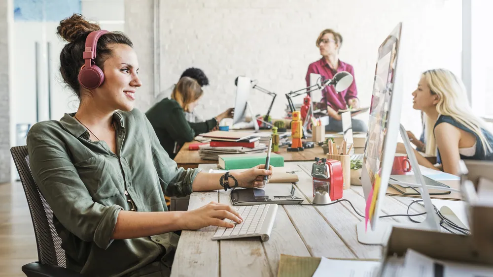 Why Landlords and Property Managers can Benefit from the Coworking Trend